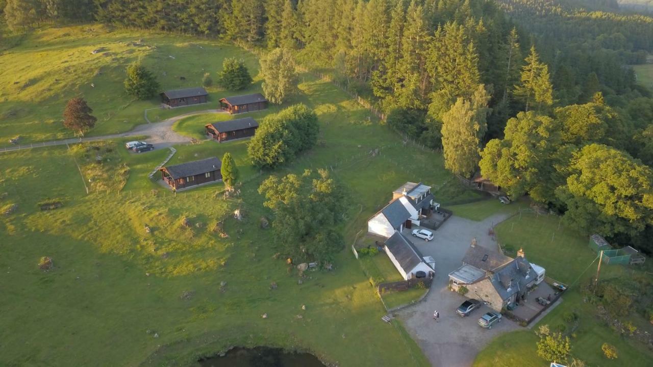 Highgarry Lodges Invergarry Exterior photo